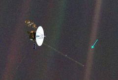 Pale Blue Dot và sự cô độc của chúng ta trong vũ trụ