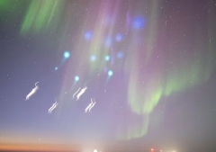 NASA phóng tên lửa vào cực quang, làm rực sáng bầu trời Alaska