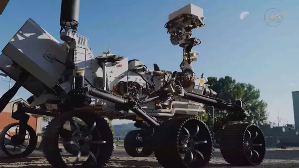 NASA dự định đưa một xe tự hành chạy bằng năng lượng hạt nhân tới bề mặt Mặt Trăng