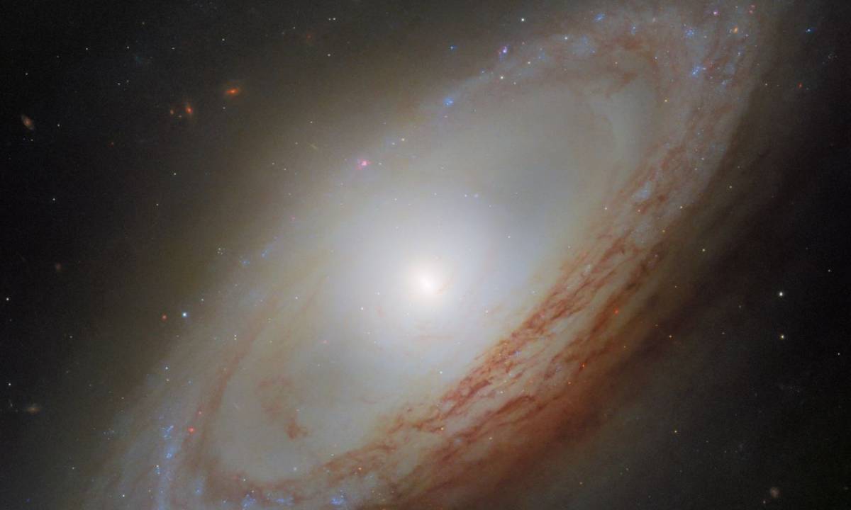 Hubble vừa phát hiện một thiên hà 